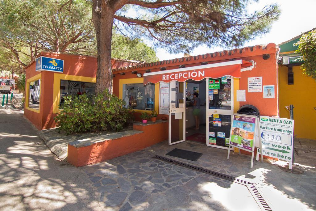 Complejo Turistico & Camping Cabopino Marbella Ngoại thất bức ảnh