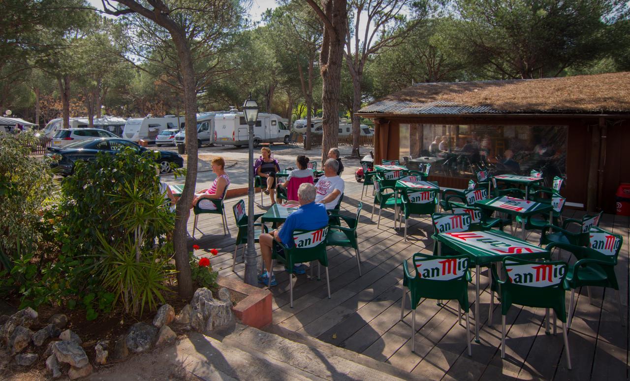 Complejo Turistico & Camping Cabopino Marbella Ngoại thất bức ảnh